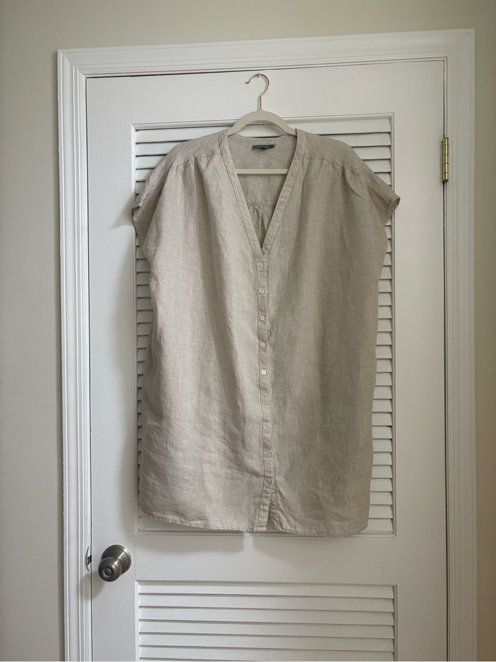 Grade & Gather Light Cream V-Neck Button-Front 100% Linen Tunic Size M